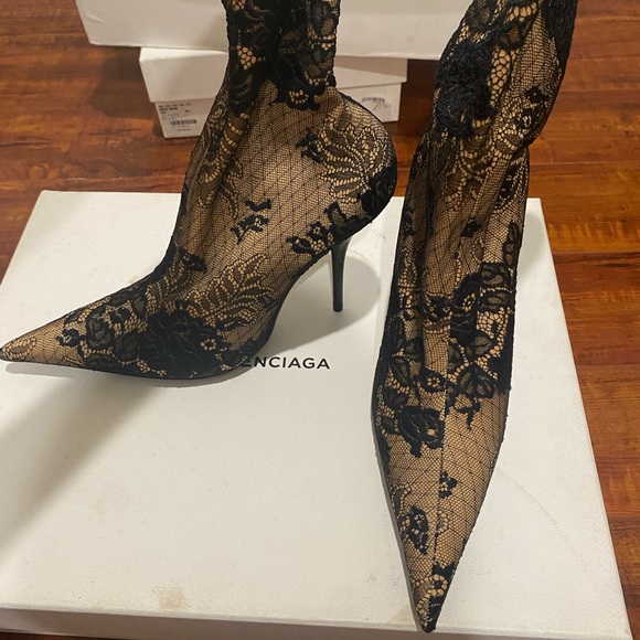 Balenciaga Heels size 40 - Picture 2 of 4